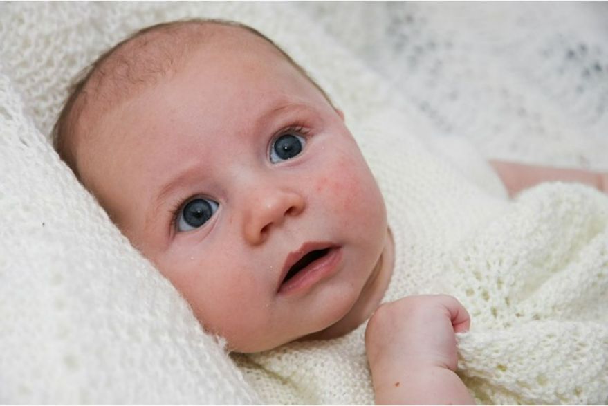 3. Trusoul de botez personalizat bebe - krbaby.ro